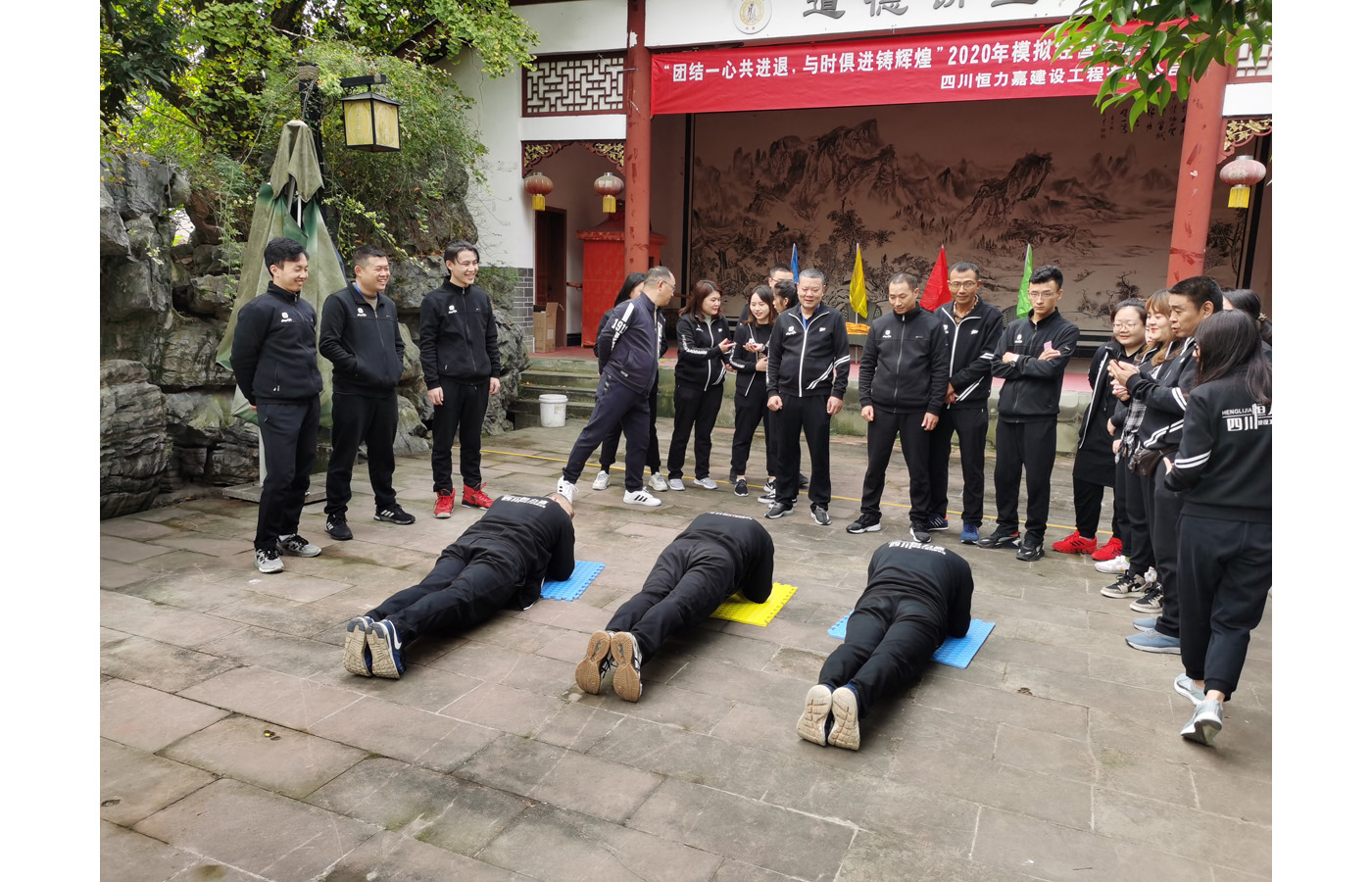 4.jpg